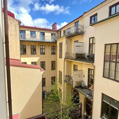 Cozy Apartment In The Heart Of Gothenburg Exterior photo